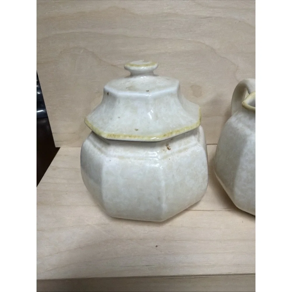 Mikasa Avante‎ Ivory Creamer and Sugar Bowl with Lid Retro Vintage